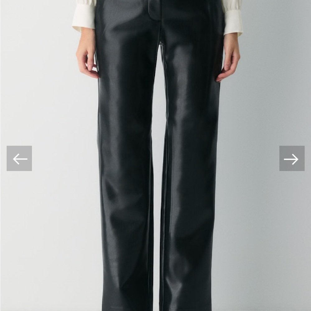 Aritzia wilfred dare vegan leather pants in black
